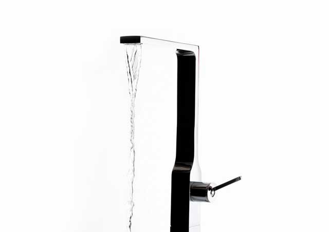 WaterbladeJ 1-640x452